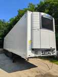 Schmitz Cargobull 38500 EUR  Schmitz Cargobull z agregatem Carrier Vector 1550