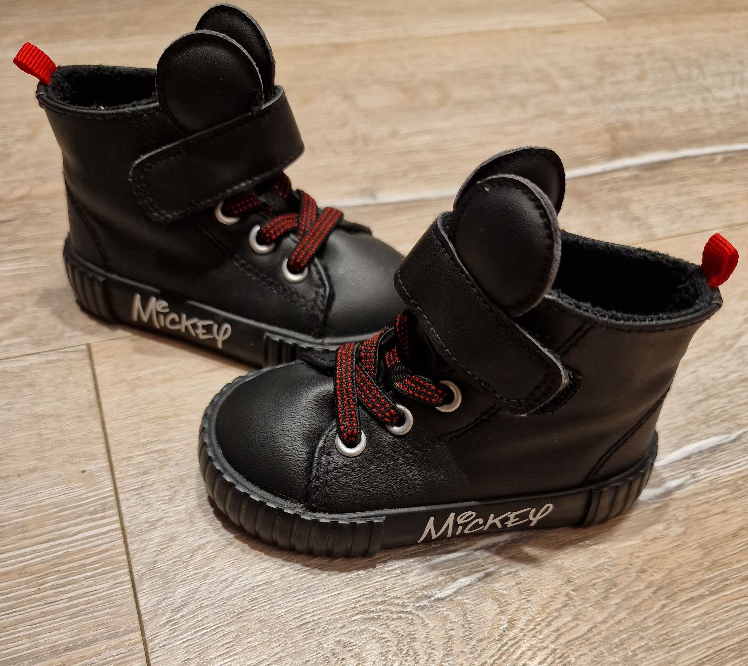 Buty za kostkę Mickey Mouse H&M R.20/21