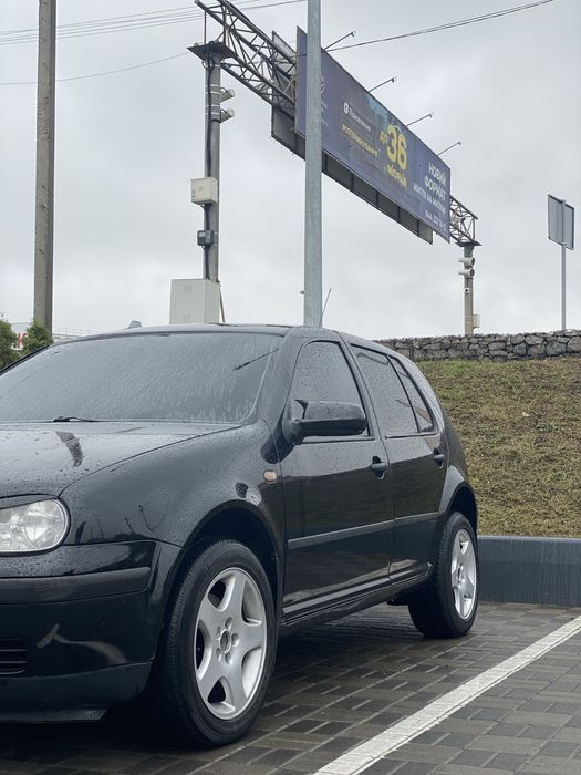 Golf 4 1999 року випуску