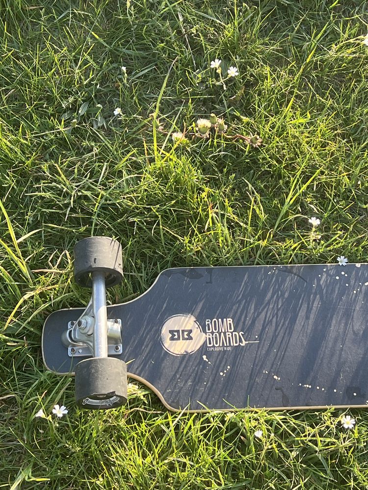 Longboard bomb boards deska