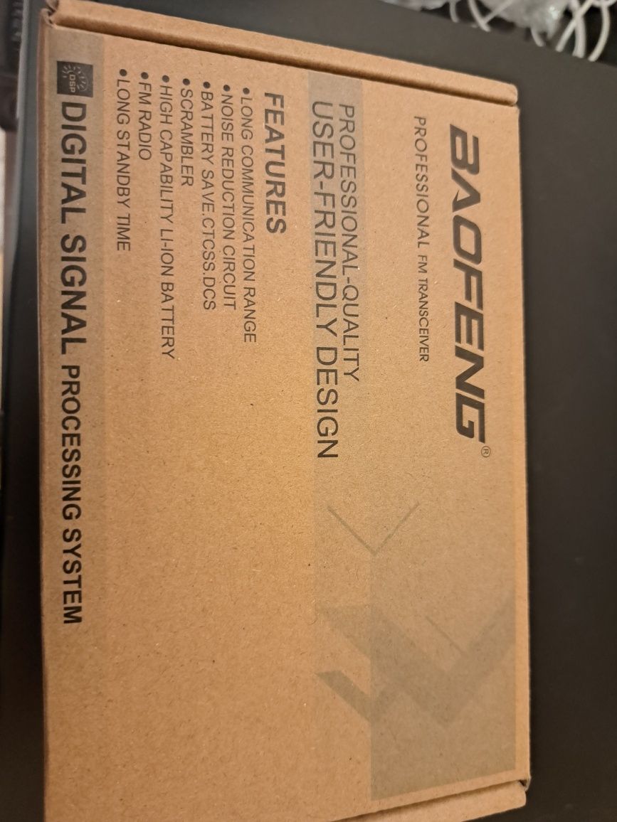 Baofeng UV-5R 2 radiotelefony. Jak nowe.