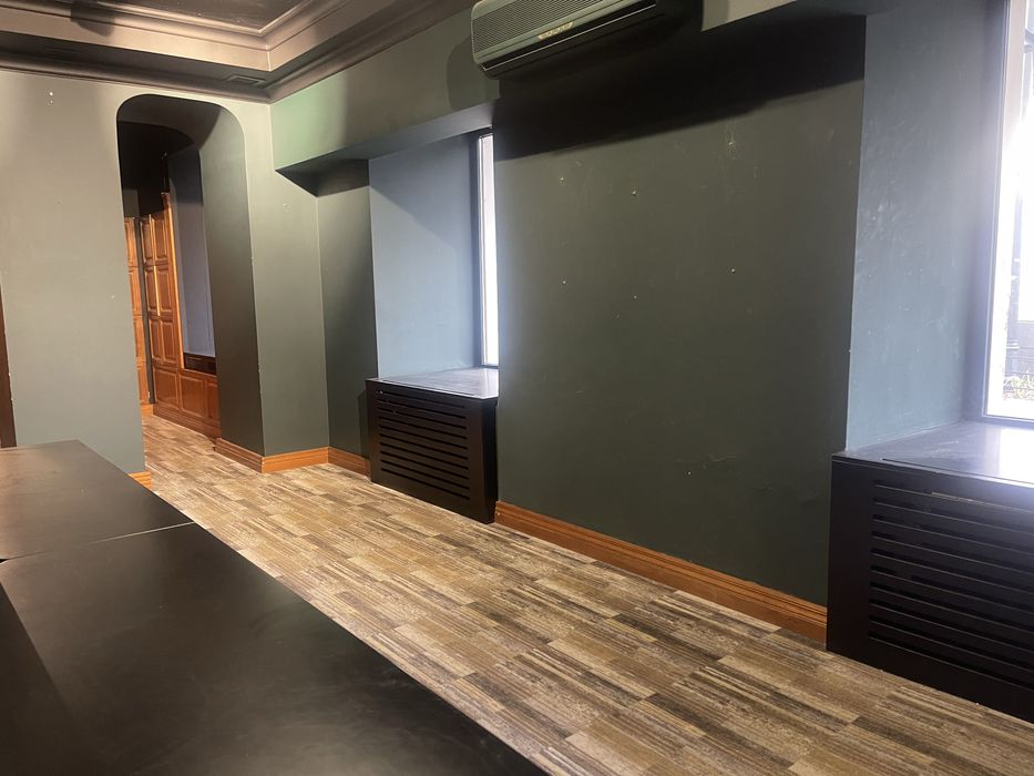 Сдаю 96м2 СОБОРНАЯ / ДЕРИБАСОВСКАЯ  Магазин Салон Шоурум