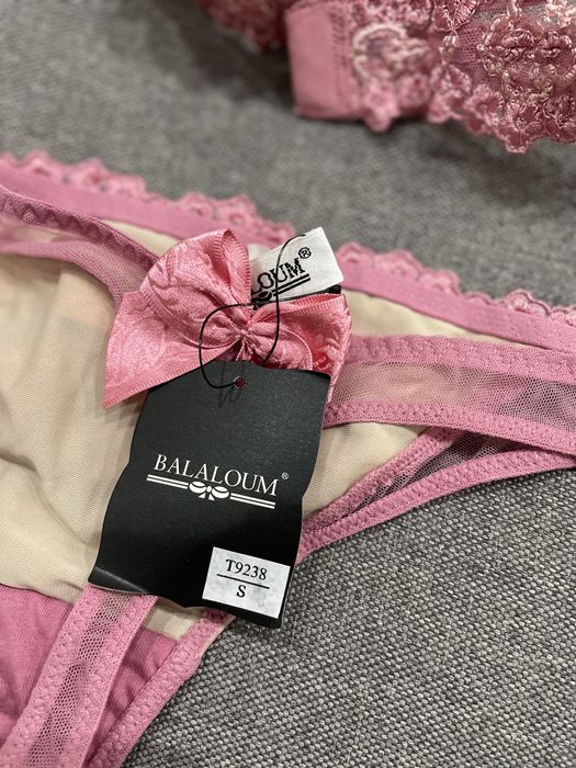 Комплект белья лифчик и трусики розовый S комплект білизни ліф трусики