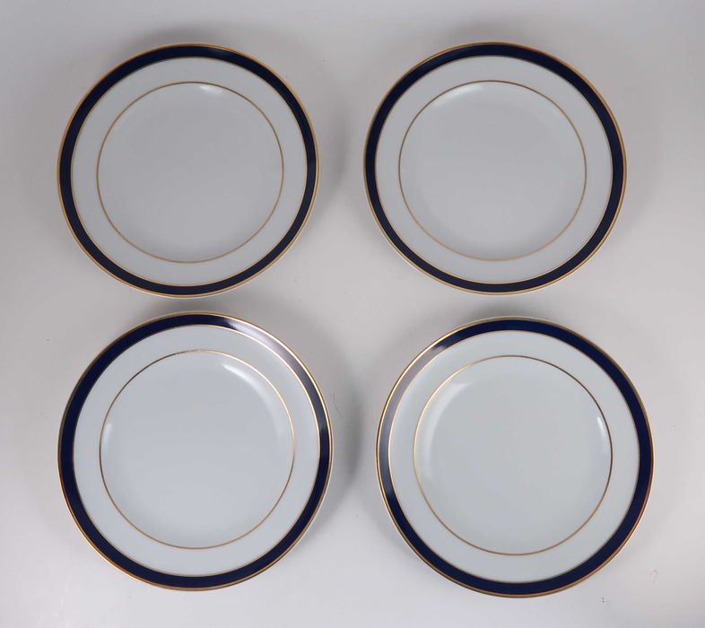 4 pratos de sobremesa Vista Alegre Duquesa