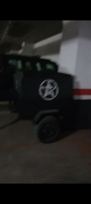 Vendo atrelado para cães pode levar 4 pequenos como 2ou3 grandes