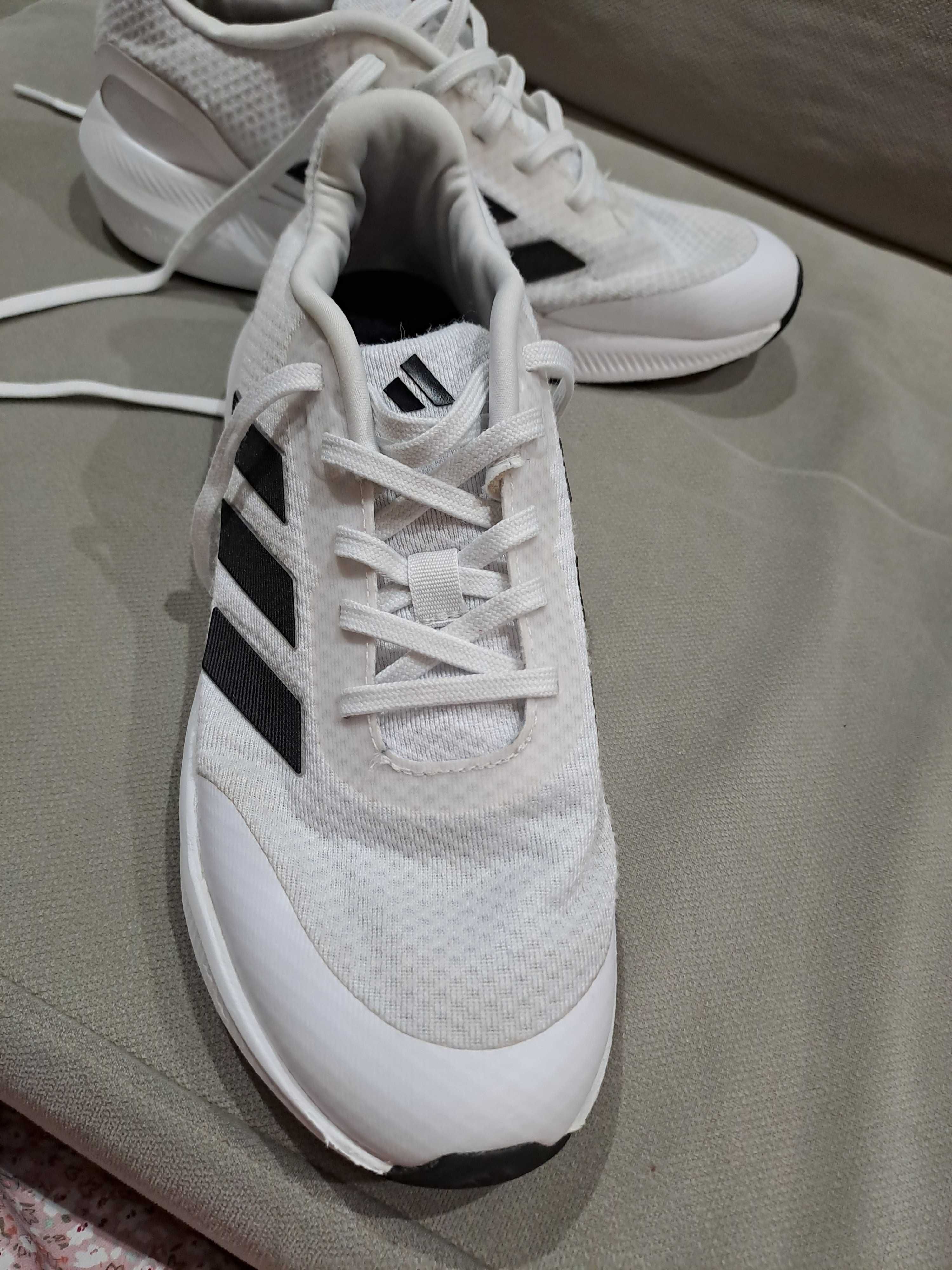 Sapatilhas Adidas como novo tamanho 38,5