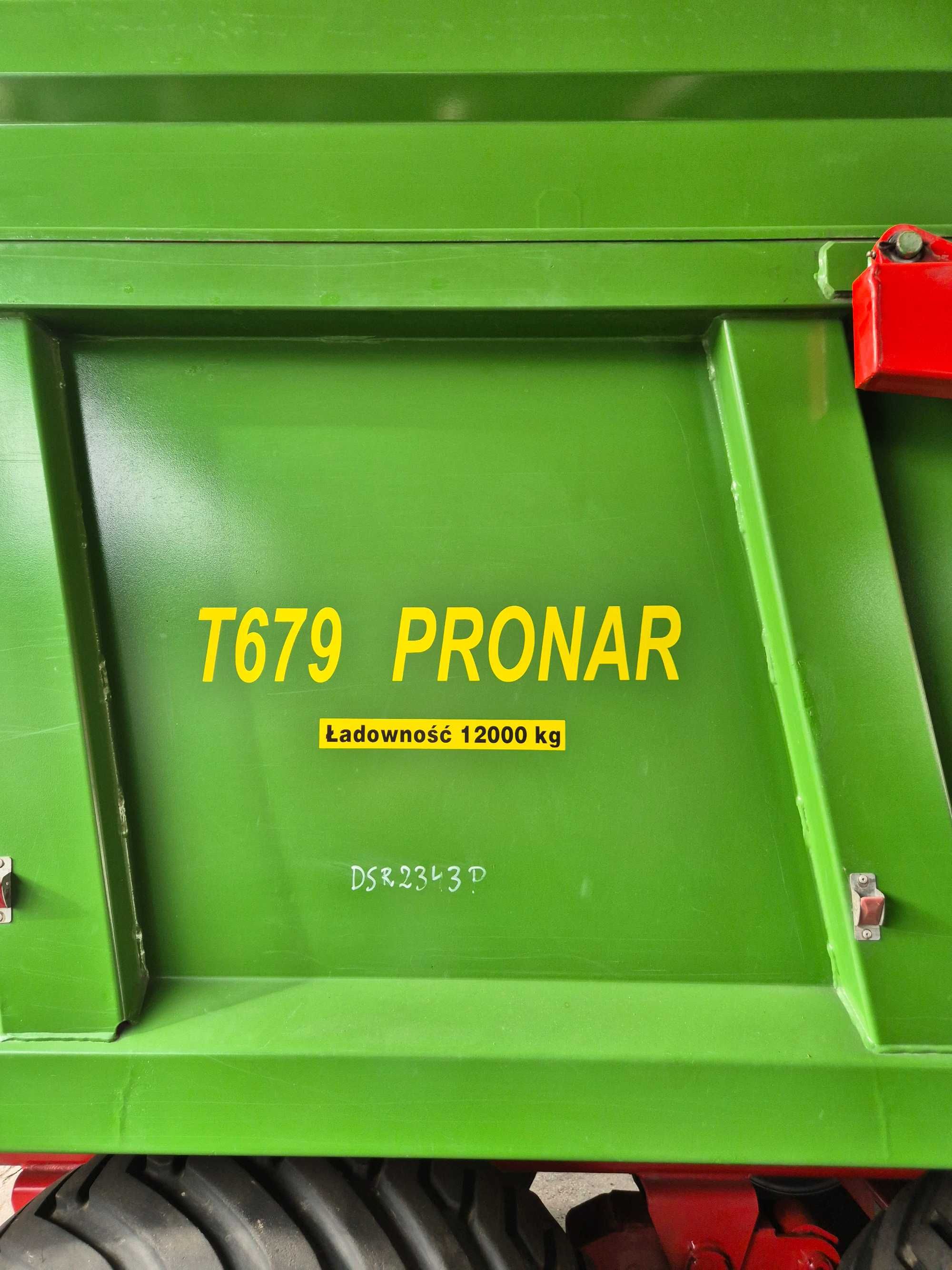 Sprzedam przyczepę rolniczą Pronar T679 rok 2015 stan bardzo dobry