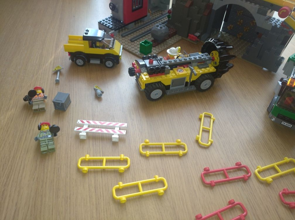 Lego City Kopalnia Złota + Gratisy!