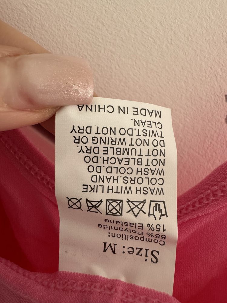 Modelujace, wyszczuplajace body, zapinane na haftki, rozm, M, 38