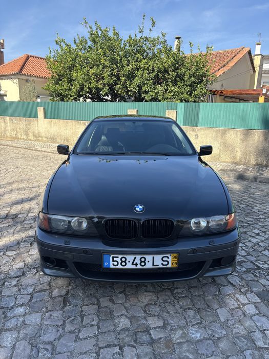 BMW Série 5 E39 528i