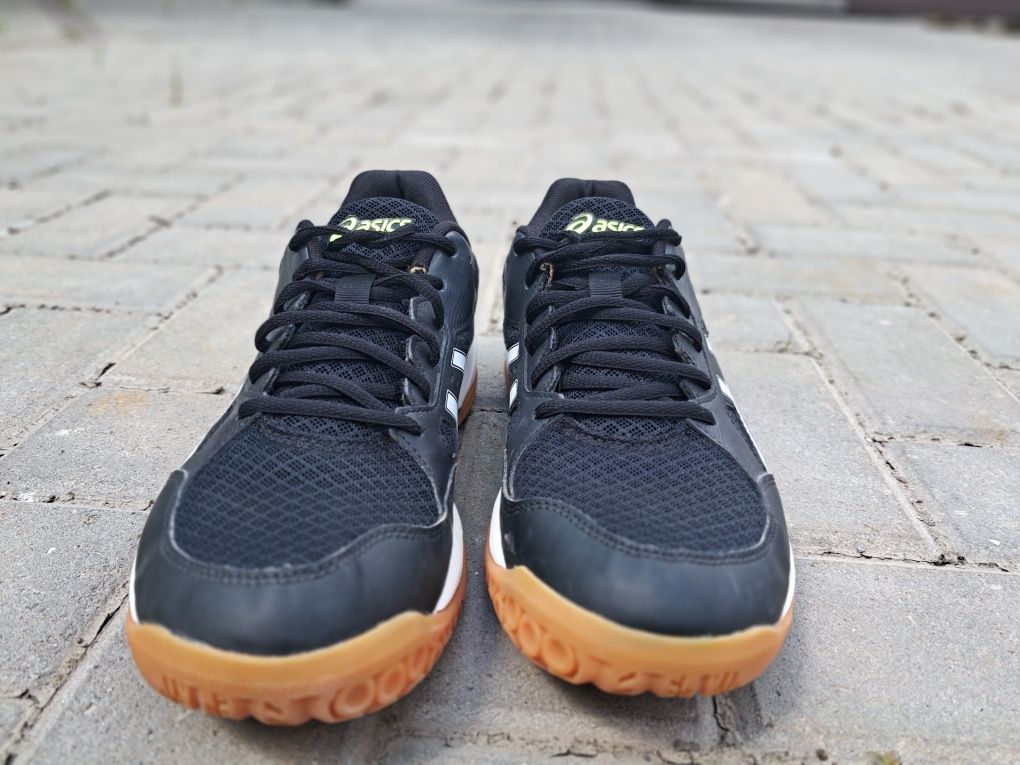 Продам кросівки Asics Gel Task 3