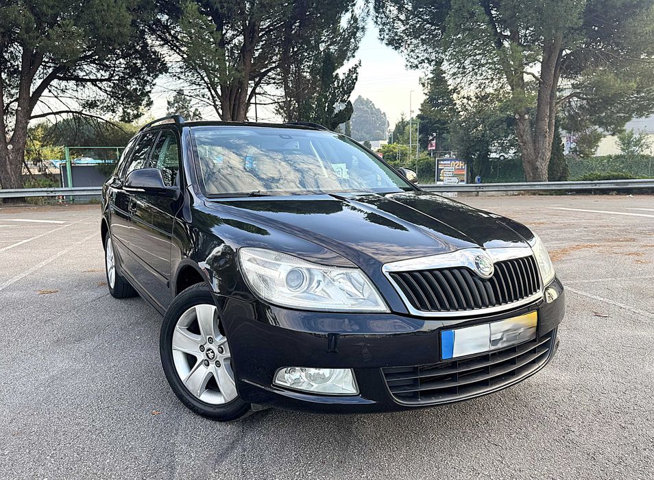 Skoda Octavia 1.6 Tdi SportLine C/Nova