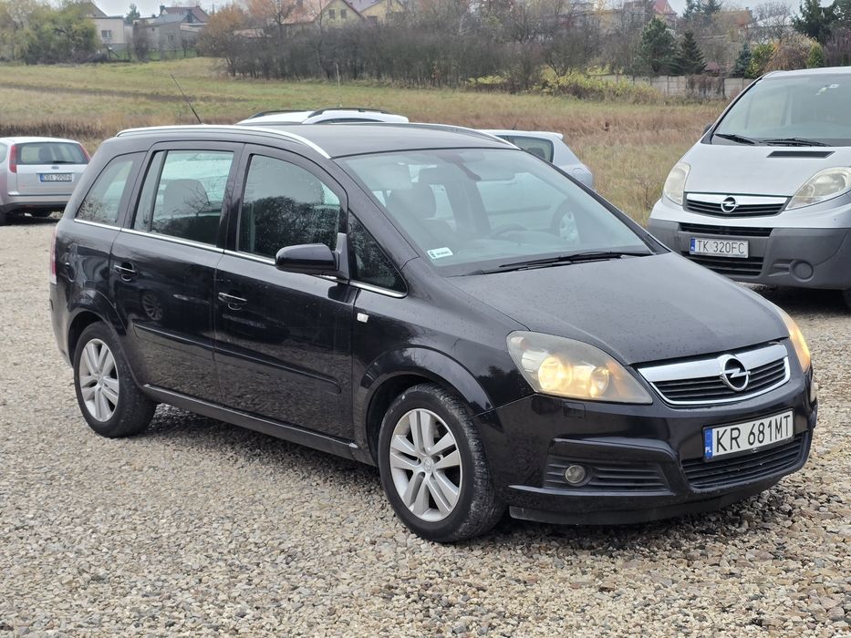 Opel Zafira 1.9 CDTI 150KM 7 osobowa
