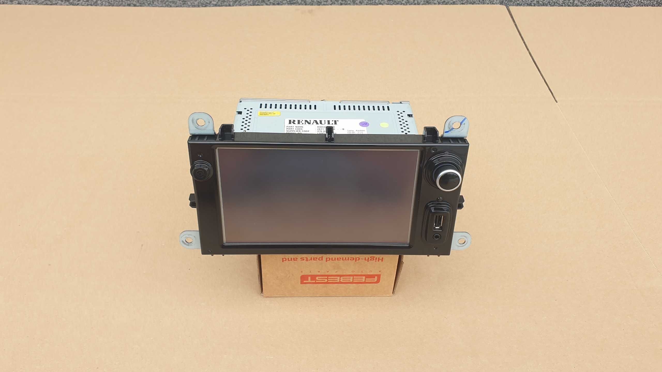 Wyświetlacz radio ekran nawigacja monitor Renault Clio IV 28115/0502R