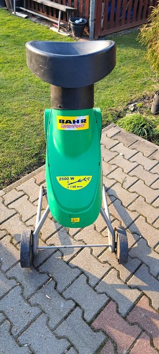 Rozdrabniacz do gałęzi 2500W tarczowy