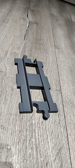 LEGO Duplo tory kolejowe (18 sztuk) i pociąg na baterie