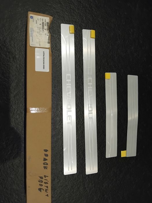 Nakładki progowe chromowe Chevrolet Spark M300