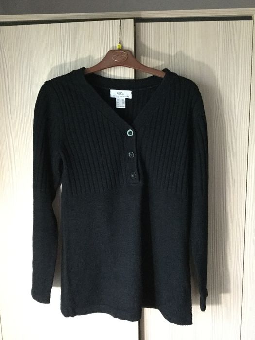 Czarny sweter Bonprix, rozmiar 40/42, nowy, atrakcyjna cena