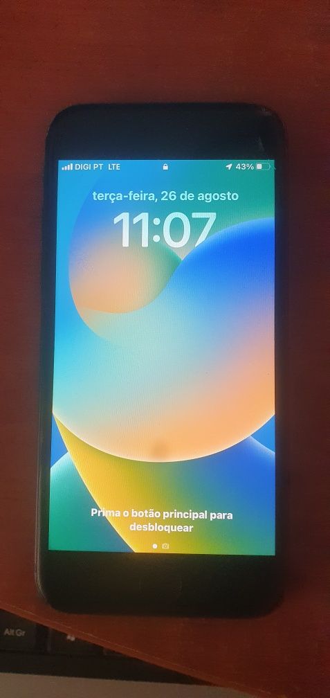 Iphone 8 com 64gb