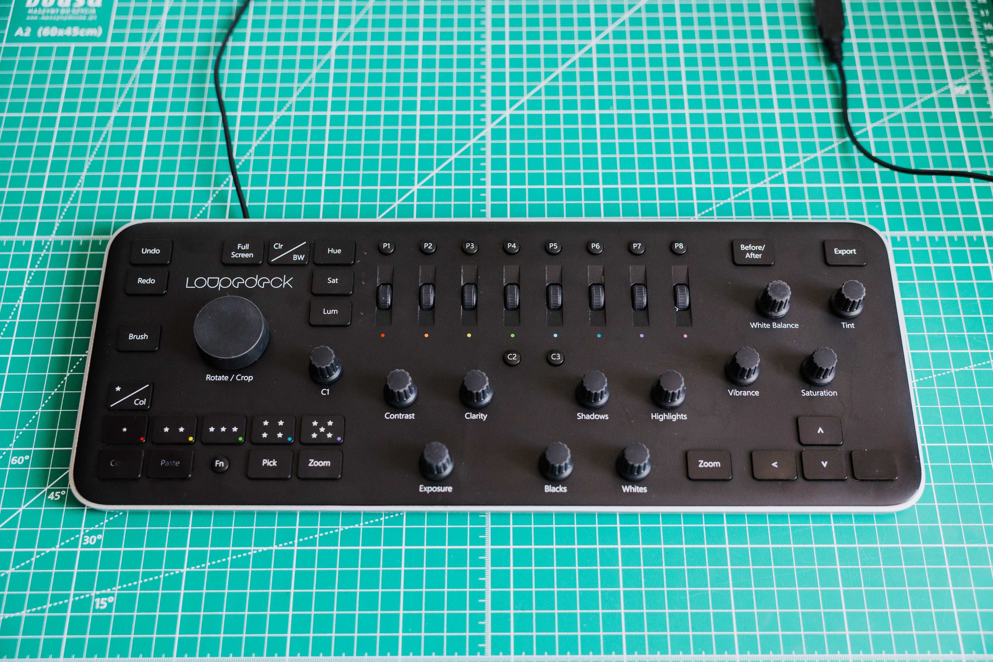 Loupedeck Classic - klawiatura do lightrooma, konsola edycyjna