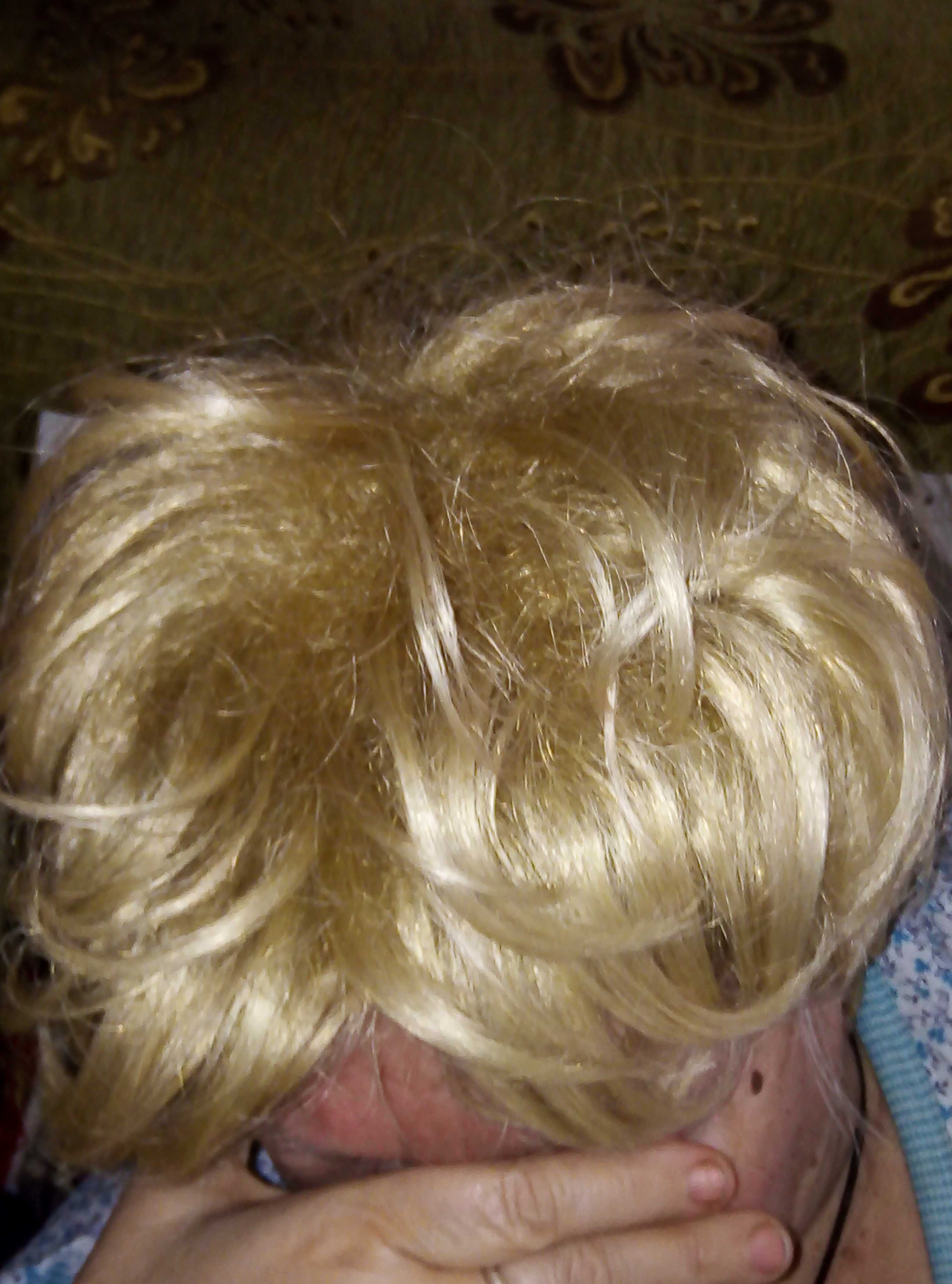 женский парик бландинка