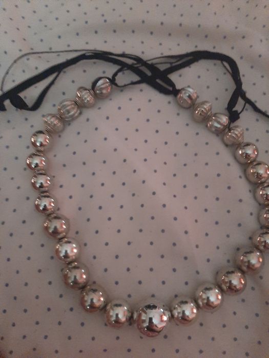 Colares vintage novos