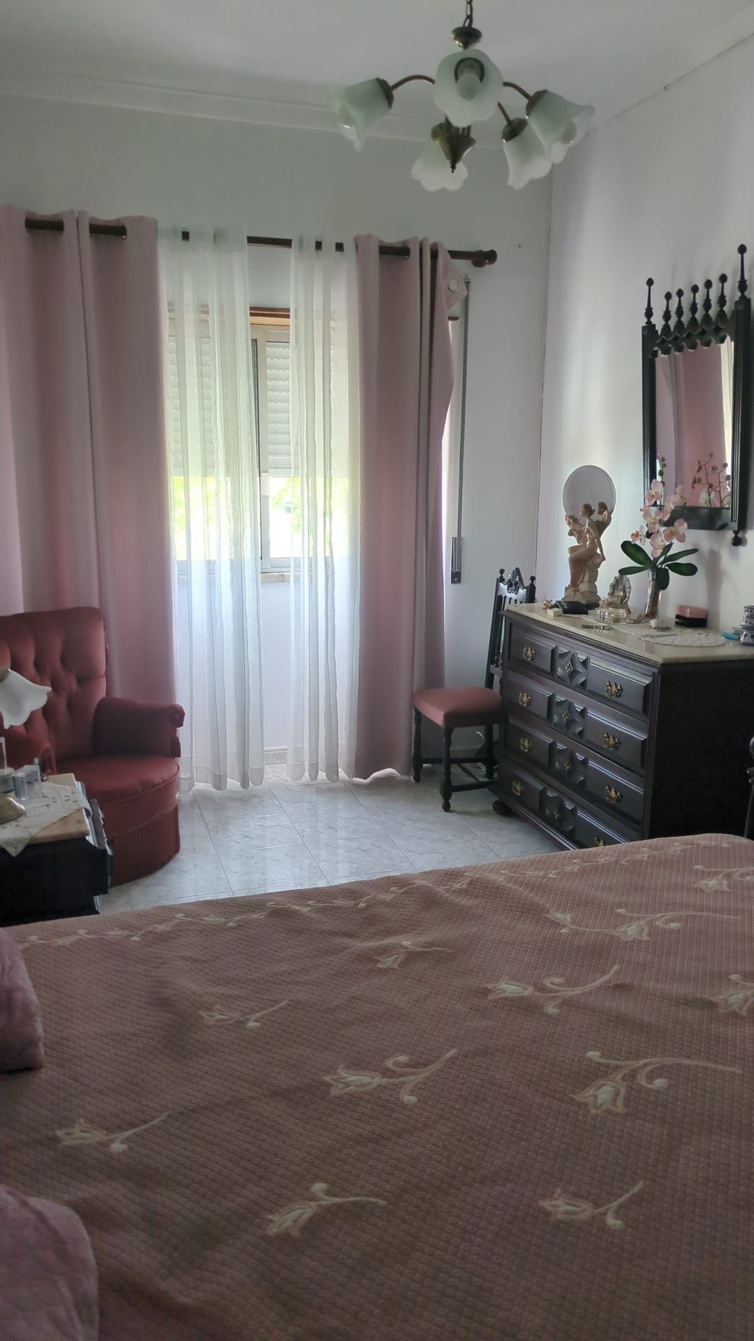 Quarto em apartamento T2