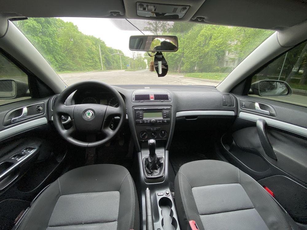 Skoda Octavia 1.6 MPI газ-бензин