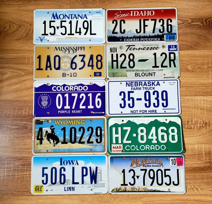 10 oryginalnych tablic rejestracyjnych z USA