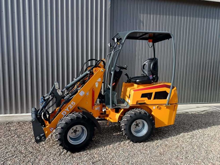 Ładowarka przegubowa TAIAN DY25 | KUBOTA | mała zwinna maszyna!