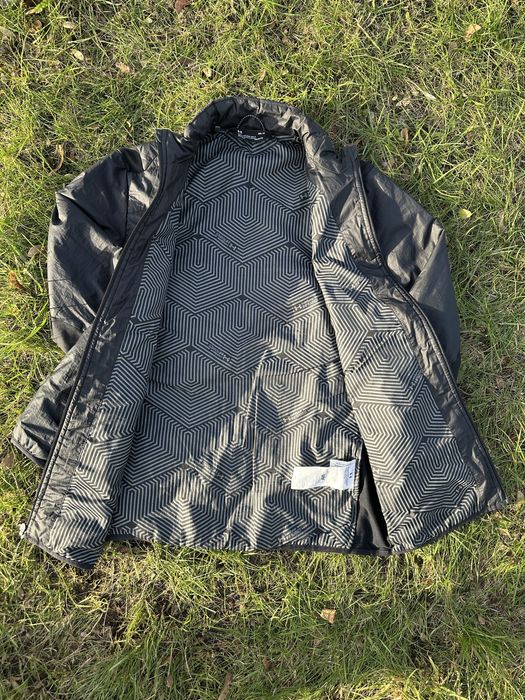 Куртка Under armour розмір M оригінал