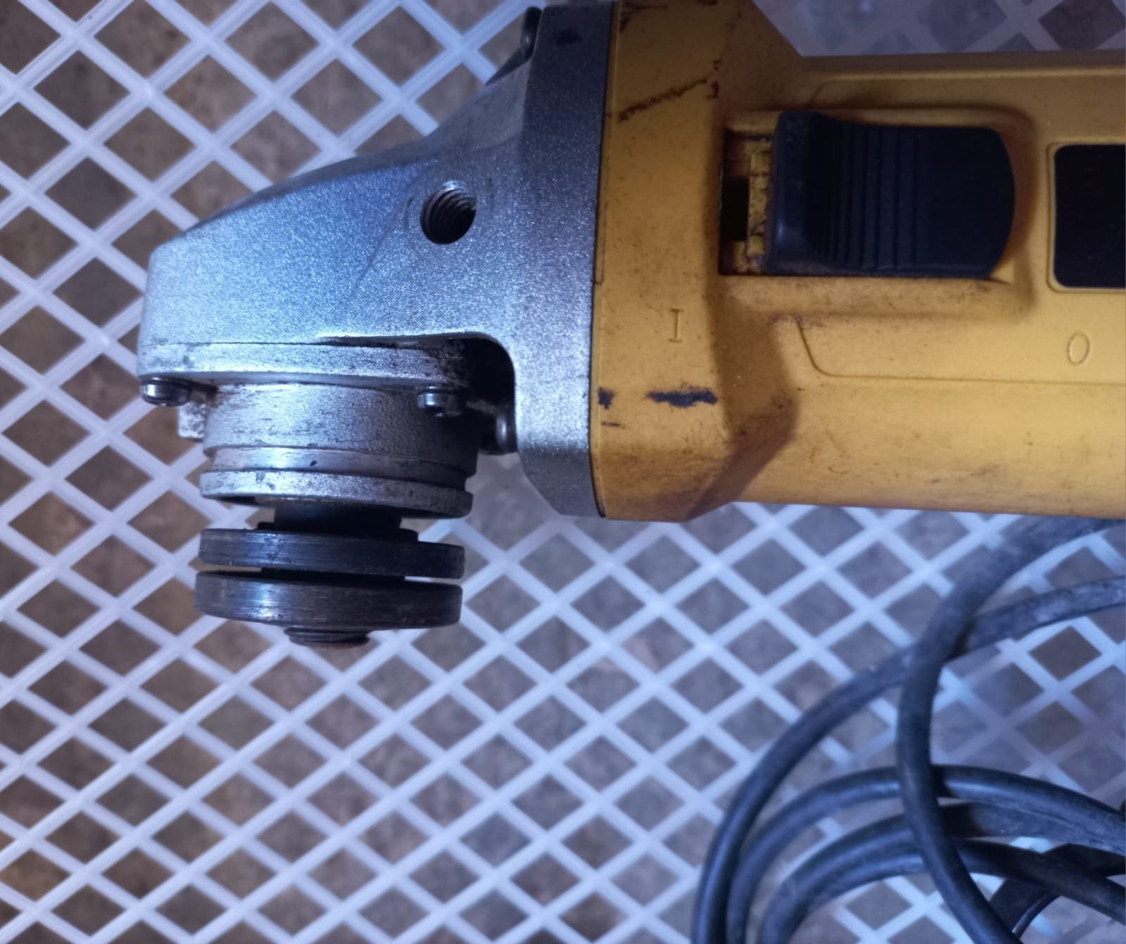 Rebarbadora 850W [Vito - Bom Estado]