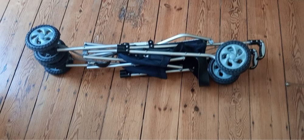 Carrinho de bebe, Chico