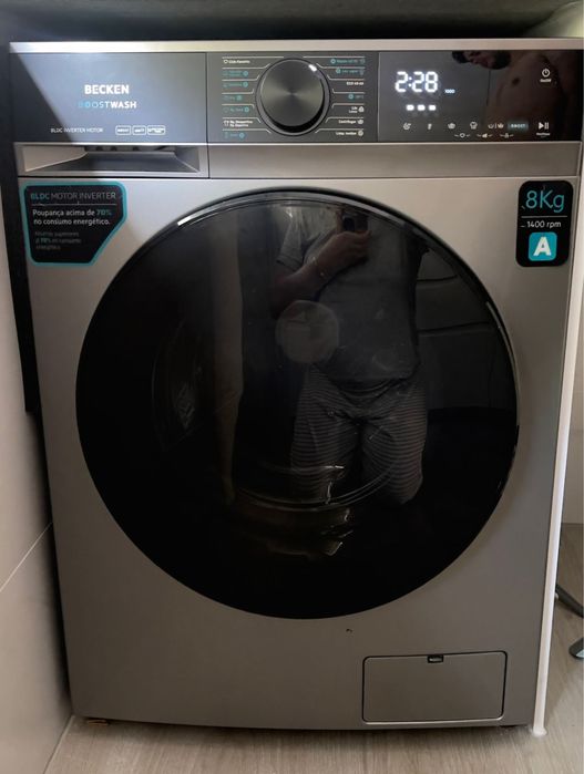 Máquina de Lavar Roupa BECKEN Boostwash