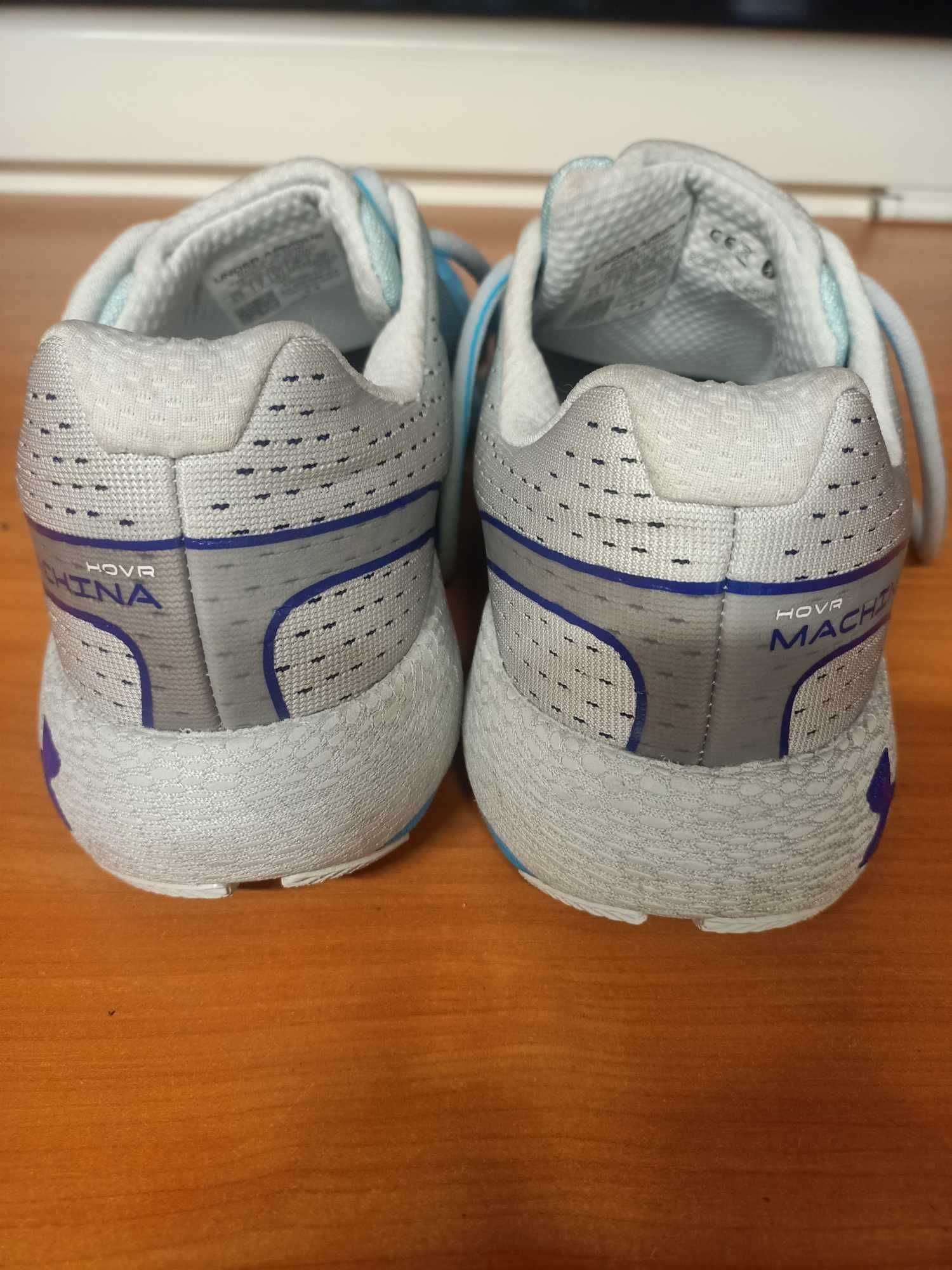 Under Amour Hovr Machina 2 Bluetooth Buty Sportowe