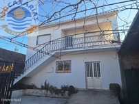 Moradia T4 de 1º Andar