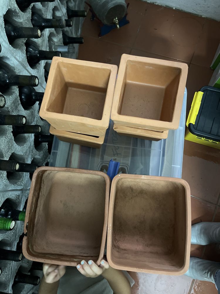 Vasos de cerâmica variados