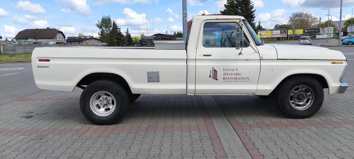 Ford F250 5.9L V8 Pickup 1972r
