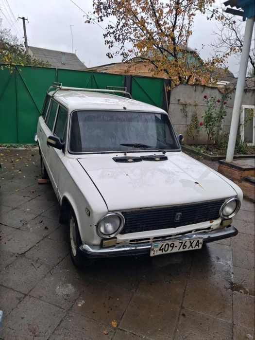 Ваз 2102.Газ ,бензин ,5  ст.