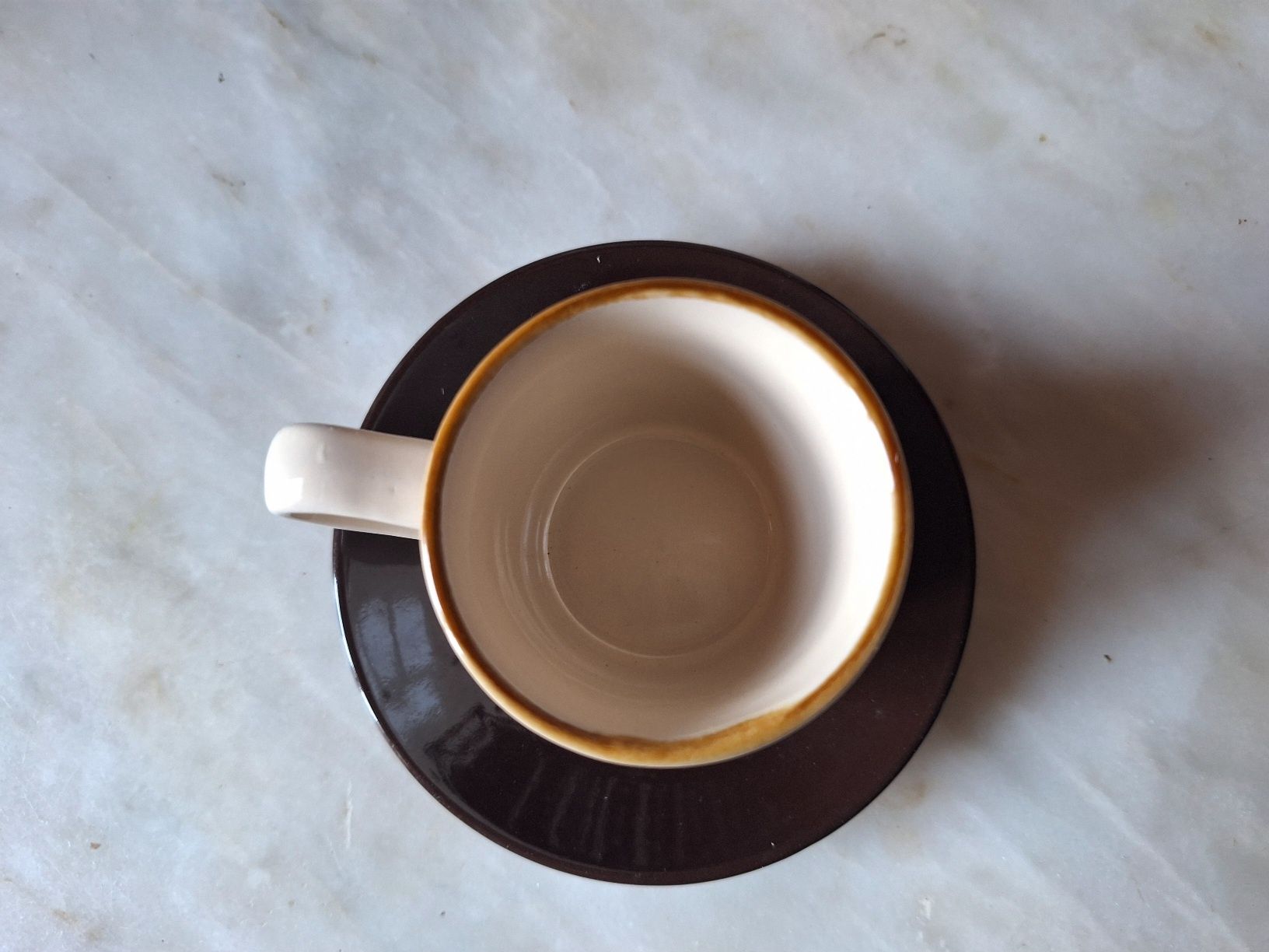 Conjunto  chavnas de café. (Reservado)