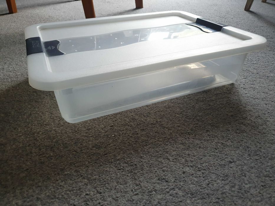 Pojemnik z pokrywką OKT