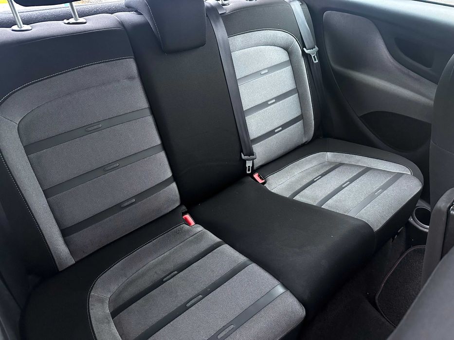 Fiat Punto Evo 1.4 Benzyna Klimatyzacja Bez Korozji Sprawne