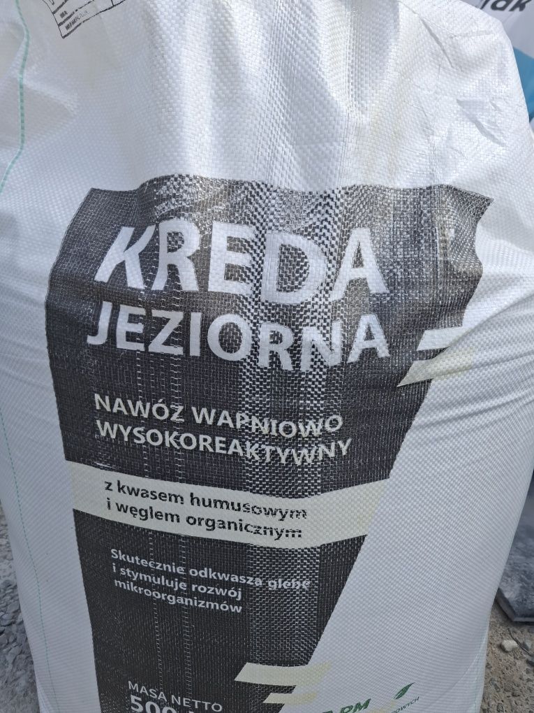 Wapno kredowe granulowane/magnezowe. Czarna kreda jeziorna granulowana
