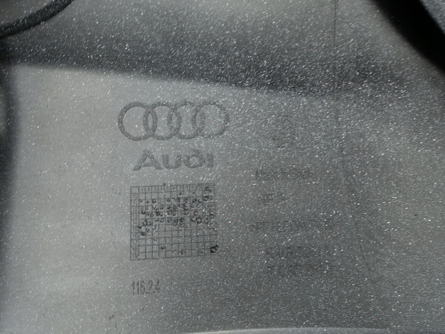 AUDI Q3 8U 11-14 SPOJLER SPOILER ZDERZAKA PRZÓD NOWY ORYGINAŁ