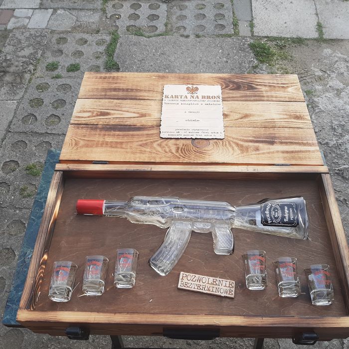 Skrzynia na prezent urodziny kawalerskie