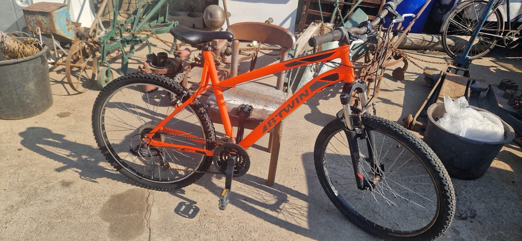 Vendo bicicleta como nova toda em alumínio