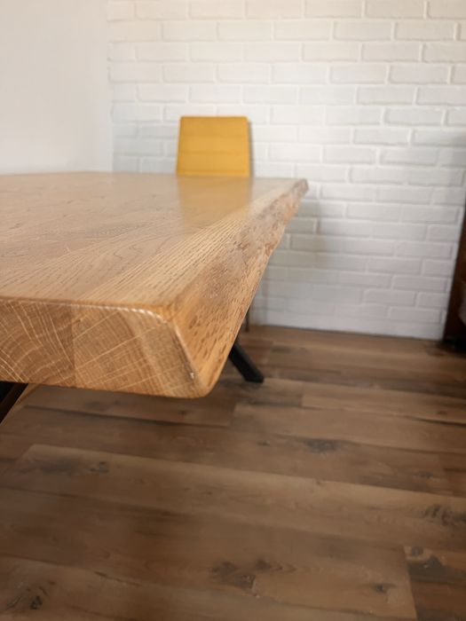 Stół dębowy. Stół w stylu loft. Stół metalowy. Stół jadalniany.