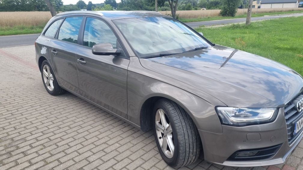 AUDI A4 B8 1.8T Automat Full Ledy el.Klapa Zarejestrowana lub ZAMIANA