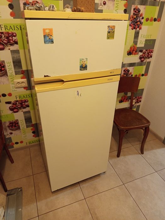 Холодильник Норд 140см на 55см