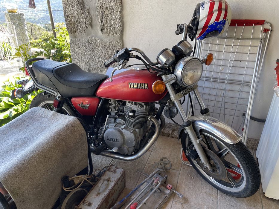 Yamaha XS400 Special